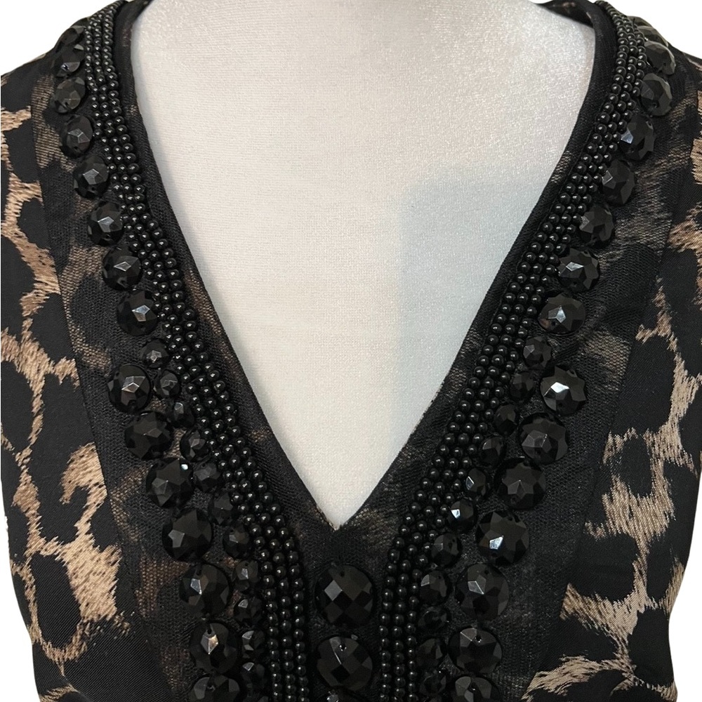 Connected Apparel size 8 sheath animal print sleeveless dress - Picture 4 of 10